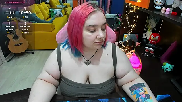 Snapshot of Softie_Sofy chatting on January 29, 2:09 am Softie Sofy online show from January 29, 2:09 am