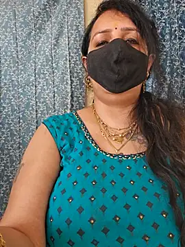 cute-tanvi online show from March 20, 3:13 am