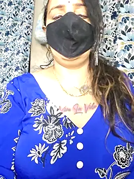 Snapshot of cute-tanvi chatting on March 28, 12:21 am cute-tanvi online show from March 28, 12:21 am