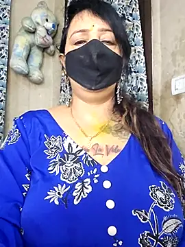 Snapshot of cute-tanvi chatting on April 4, 1:26 am cute-tanvi online show from April 4, 1:26 am