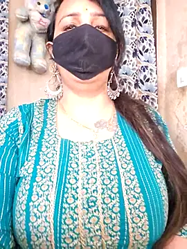 Snapshot of cute-tanvi chatting on April 10, 1:00 am cute-tanvi online show from April 10, 1:00 am