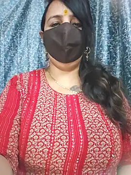 Snapshot of cute-tanvi chatting on July 9, 1:31 am cute-tanvi online show from July 9, 1:31 am