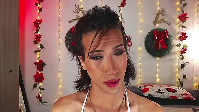 Snapshot of Kenisha_Sweet chatting on December 13, 6:53 am Kenisha Sweet online show from December 13, 6:53 am