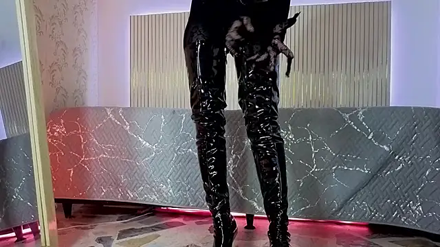 lala angel online show from March 26, 8:03 pm