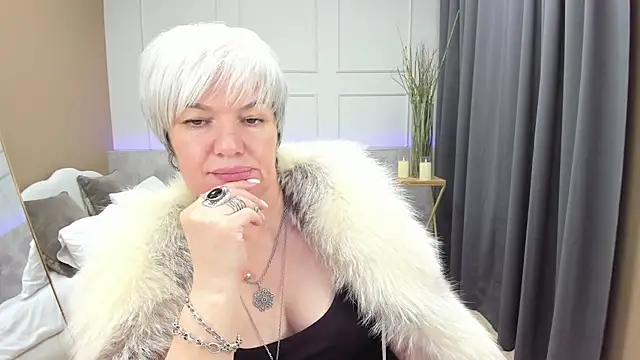 CarmenSoft online show from December 23, 3:29 am