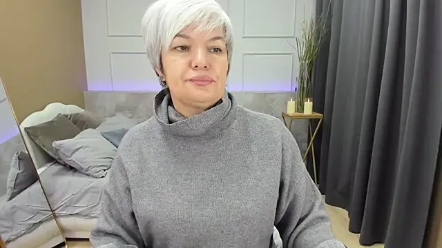 CarmenSoft online show from December 28, 8:15 pm