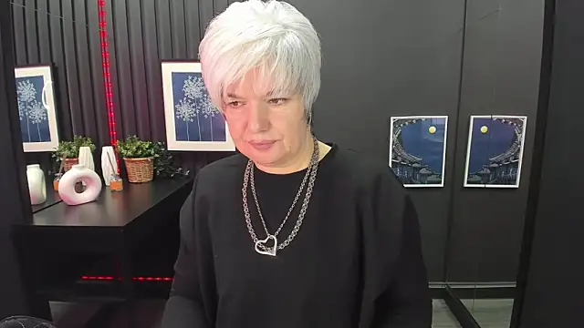 CarmenSoft online show from January 3, 8:43 pm