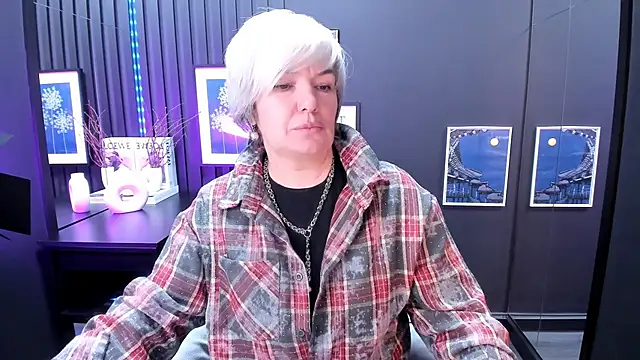 CarmenSoft online show from April 22, 8:43 pm