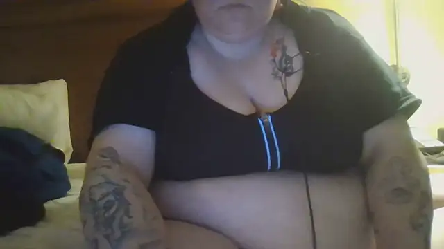 Ladyofmystery online show from December 25, 5:16 am