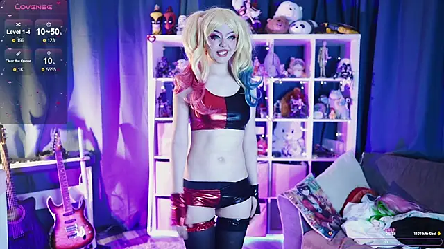 MadnessAlison online show from January 17, 8:01 pm