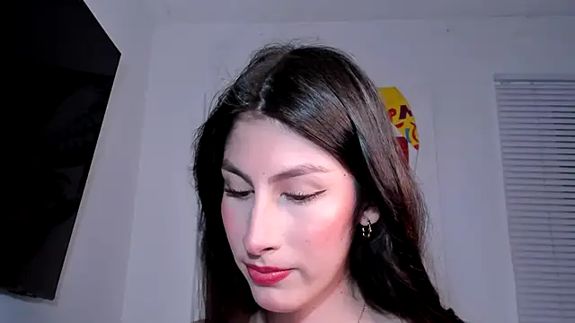 valeria gonzales  online show from March 6, 1:27 am