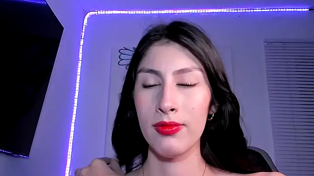 valeria gonzales  online show from March 16, 3:14 am