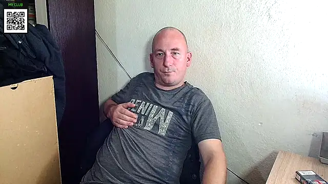 Snapshot of Johan___Barker chatting on December 3, 7:00 pm Johan   Barker online show from December 3, 7:00 pm