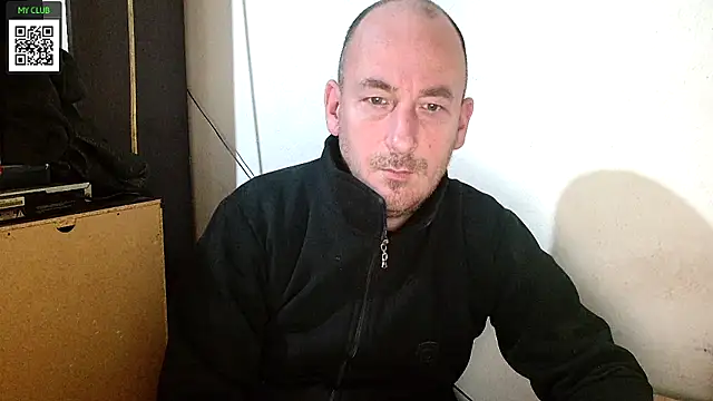 Snapshot of Johan___Barker chatting on January 5, 7:49 pm Johan   Barker online show from January 5, 7:49 pm