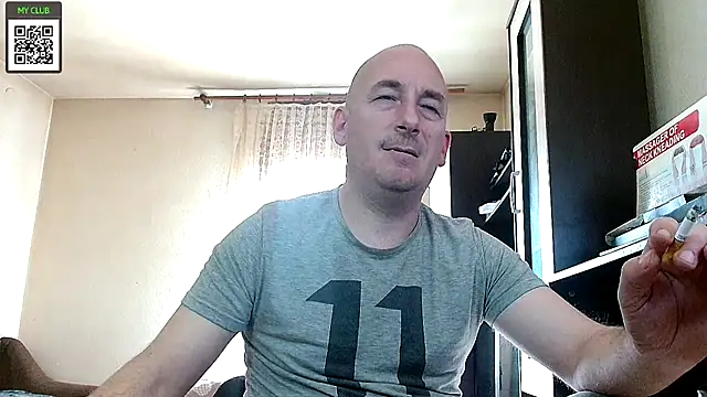 Snapshot of Johan___Barker chatting on January 31, 12:29 pm Johan   Barker online show from January 31, 12:29 pm