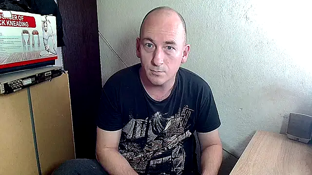 Snapshot of Johan___Barker chatting on February 5, 2:26 pm Johan   Barker online show from February 5, 2:26 pm