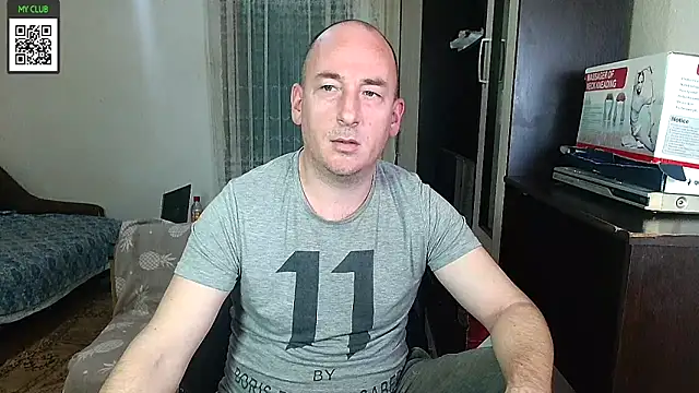 Snapshot of Johan___Barker chatting on February 7, 12:50 pm Johan   Barker online show from February 7, 12:50 pm