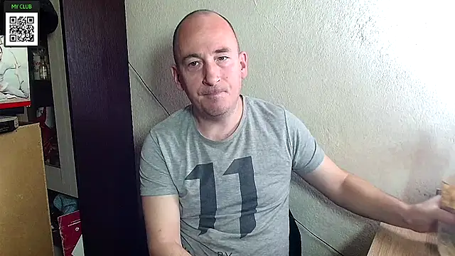 Snapshot of Johan___Barker chatting on February 7, 4:24 pm Johan   Barker online show from February 7, 4:24 pm