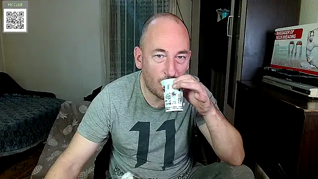 Snapshot of Johan___Barker chatting on March 10, 8:37 am Johan   Barker online show from March 10, 8:37 am