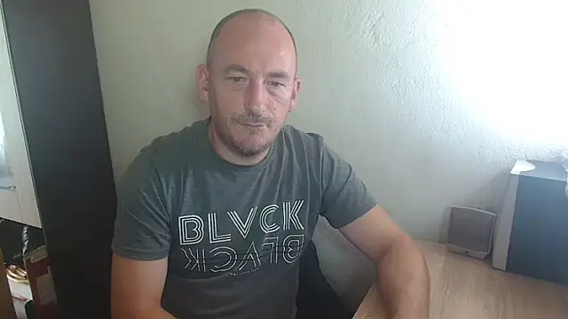 Snapshot of Johan___Barker chatting on September 30, 10:42 am Johan   Barker online show from September 30, 10:42 am