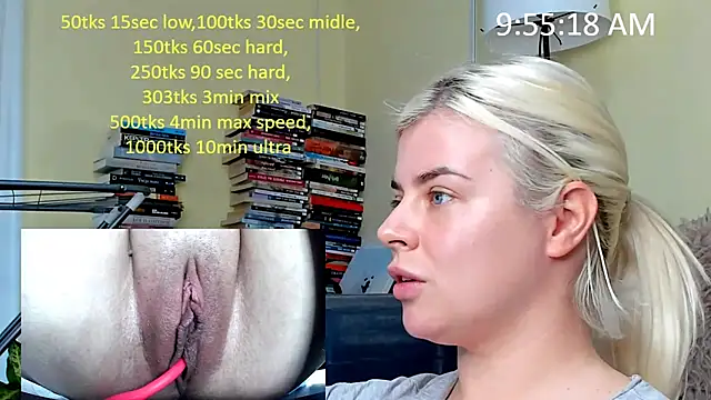 queenofthenighttt online show from December 21, 8:54 am