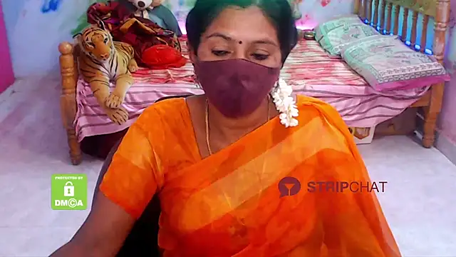 Snapshot of Novapol chatting on December 14, 5:36 pm Novapol online show from December 14, 5:36 pm