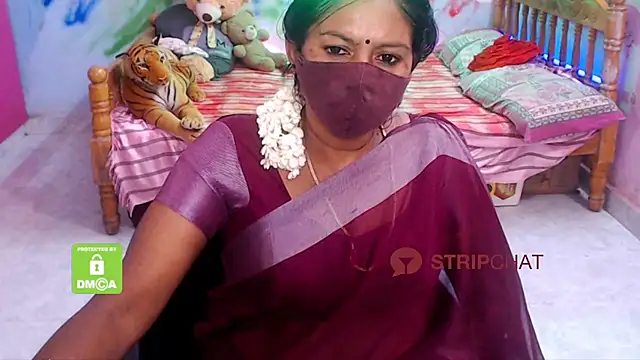 Snapshot of Novapol chatting on December 15, 11:34 am Novapol online show from December 15, 11:34 am