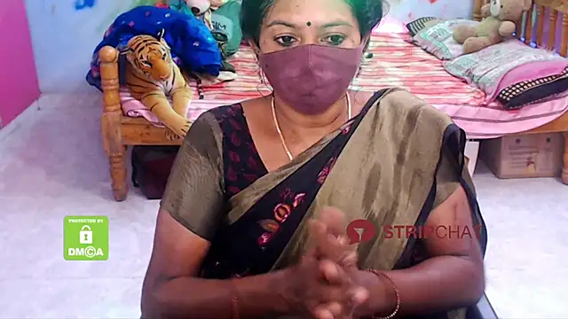 Snapshot of Novapol chatting on December 26, 5:30 pm Novapol online show from December 26, 5:30 pm