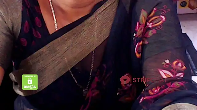 Snapshot of Novapol chatting on February 5, 5:20 pm Novapol online show from February 5, 5:20 pm