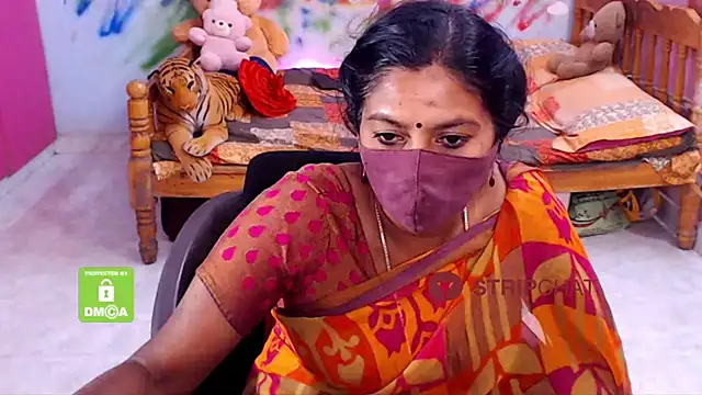 Snapshot of Novapol chatting on March 11, 5:35 pm Novapol online show from March 11, 5:35 pm