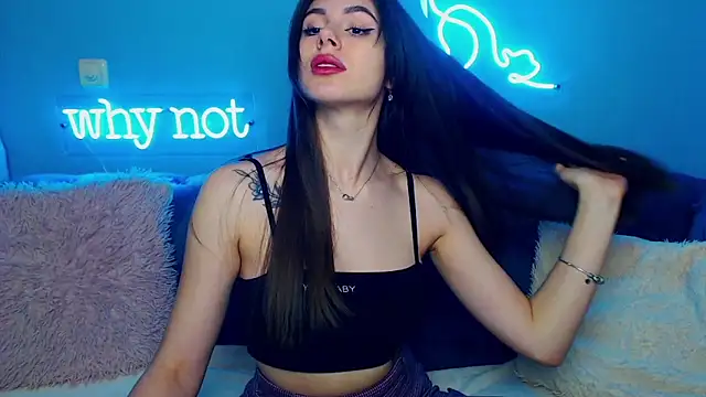 ViollinaLove online show from February 11, 5:47 am