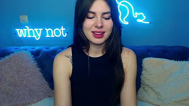 ViollinaLove online show from March 2, 2:43 pm