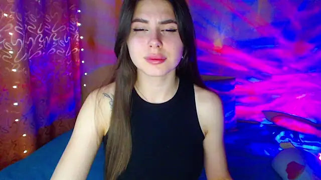 ViollinaLove online show from March 11, 8:42 pm