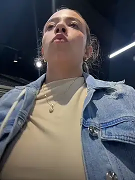 Hall 16 online show from November 18, 9:30 pm