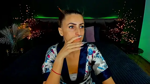 Rebecca Diamond online show from October 1, 5:46 am