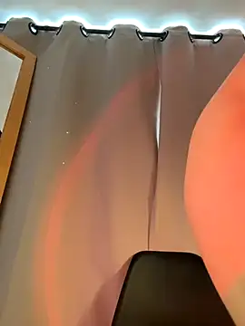 curchez  online show from November 19, 3:56 pm