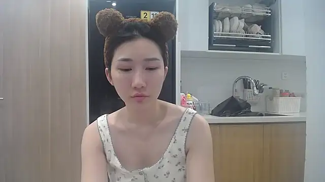 Asiagirll online show from June 18, 3:38 pm