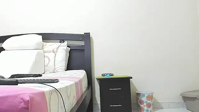 Snapshot of mara2020_69 chatting on February 12, 11:27 am mara2020 69 online show from February 12, 11:27 am