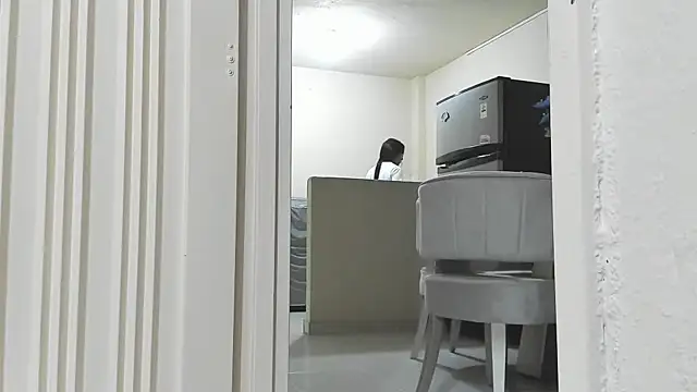 mara2020 69 online show from April 13, 1:27 pm