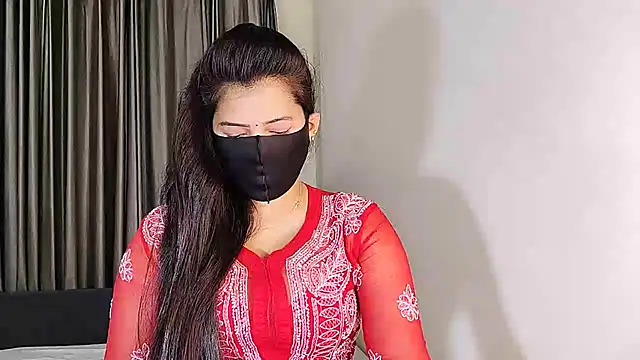 Snapshot of YourLovelyQueen chatting on January 14, 4:18 pm YourLovelyQueen online show from January 14, 4:18 pm
