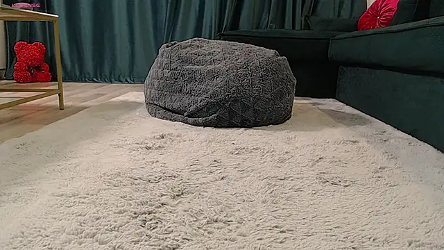 natasha-bigas online show from November 4, 9:36 pm