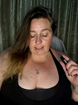 Iceprincess2bad4u online show from January 3, 6:14 pm