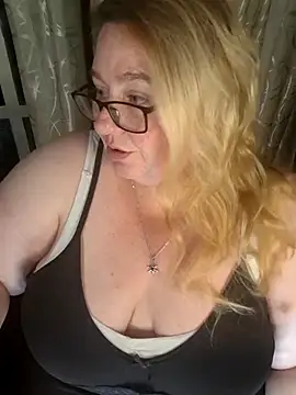 Iceprincess2bad4u online show from February 9, 6:12 pm