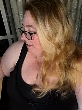 Iceprincess2bad4u online show from February 18, 6:37 pm