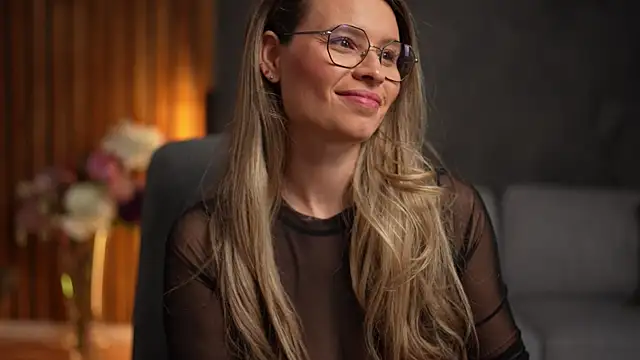 BrandyWhite online show from September 11, 5:40 am