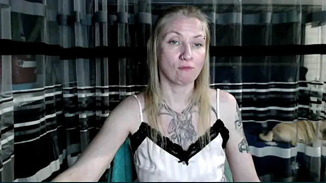 cold lollipop online show from November 10, 6:18 pm