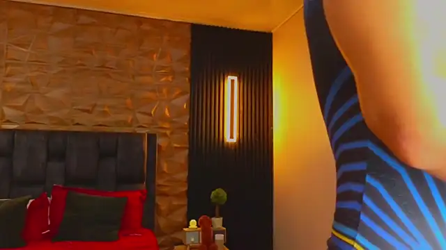 FelipeAndMarcello3 online show from March 10, 11:06 pm