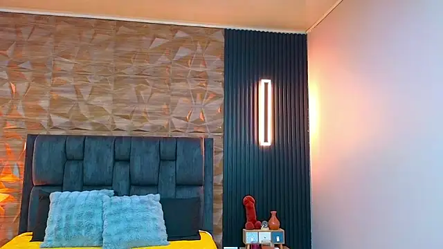 Snapshot of FelipeAndMarcello3 chatting on July 17, 3:50 pm FelipeAndMarcello3 online show from July 17, 3:50 pm