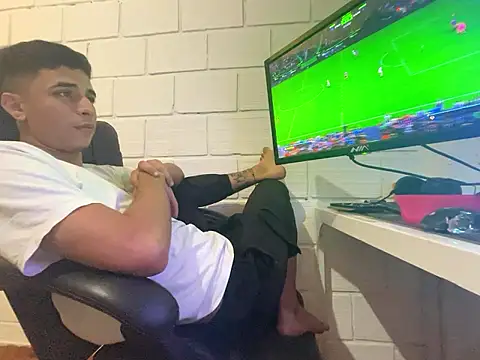 Max TheHorseDick online show from January 7, 4:59 am