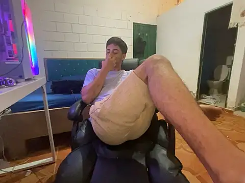 Max TheHorseDick online show from March 14, 5:18 pm